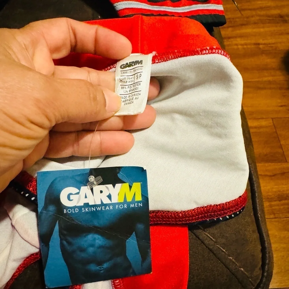 NWT GARYM bold skinwear for men